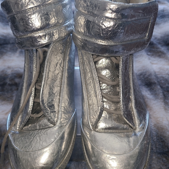 Maison Martin Margiela Other - Pre-owned Maison Margiela Silver Foil Sneakers